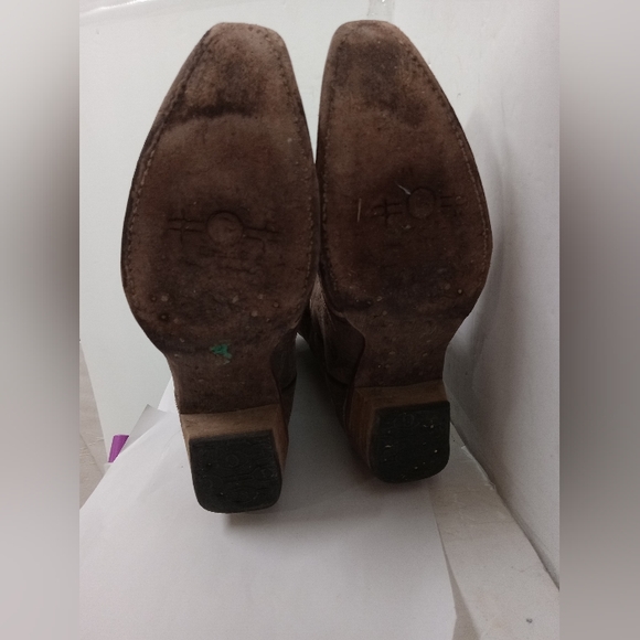 Circle G Cowgirl Boots Brown Distress Suede Leather Floral Embroidery Size 6.5M - Picture 4 of 7